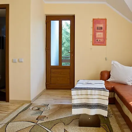 La Poale'n Brau Manastirea Humorului